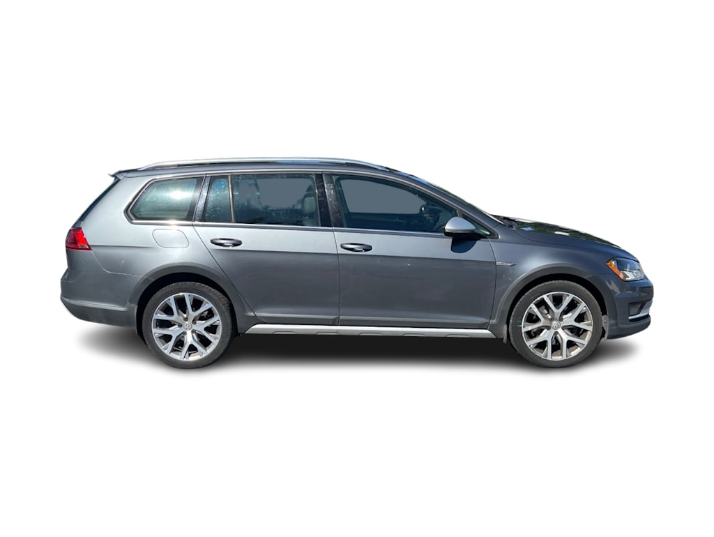 Thumbnail: 2017 Volkswagen Golf - 15
