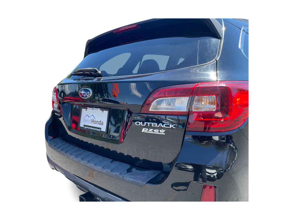 Thumbnail: 2015 Subaru Outback - 15