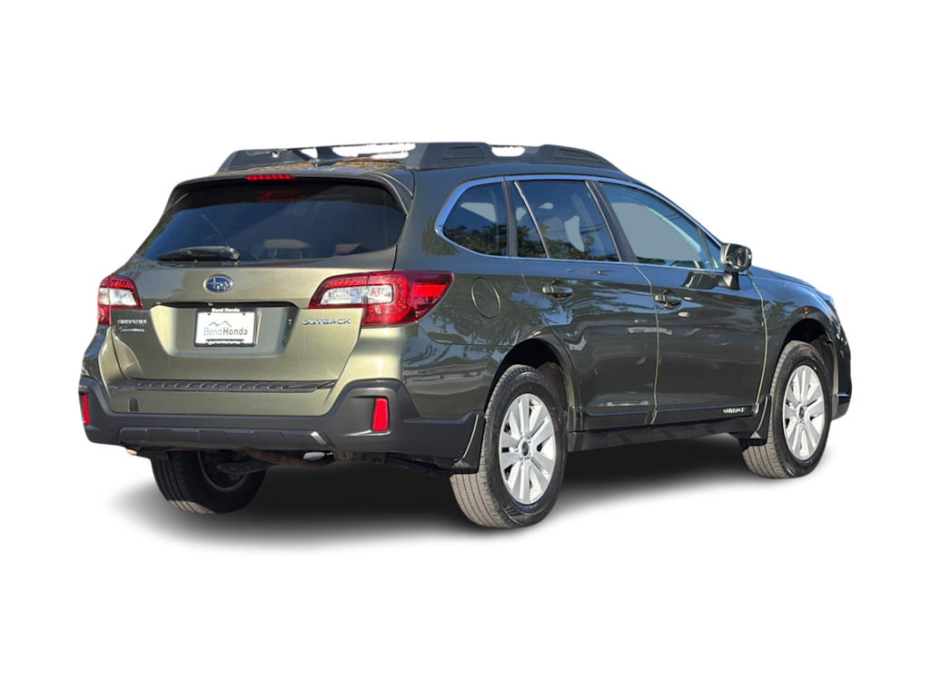 Thumbnail: 2018 Subaru Outback - 17