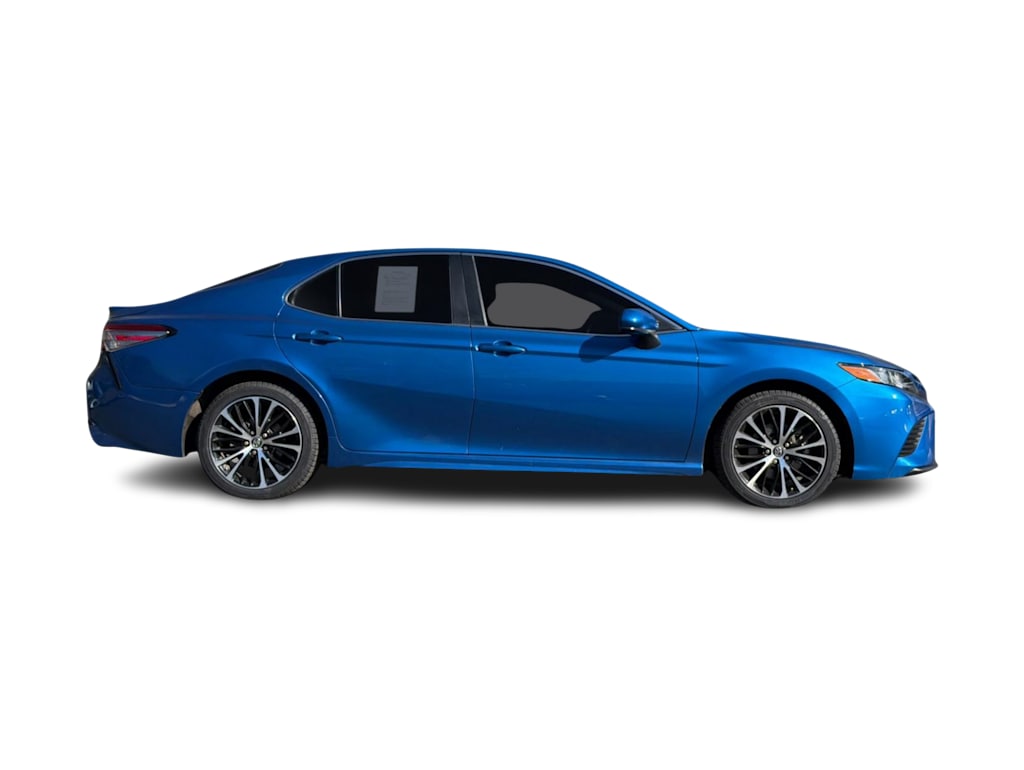 Thumbnail: 2018 Toyota Camry - 18