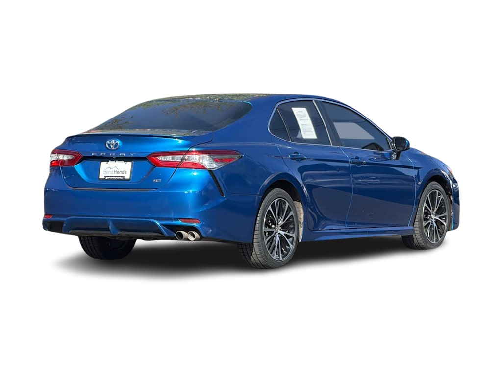Thumbnail: 2018 Toyota Camry - 17