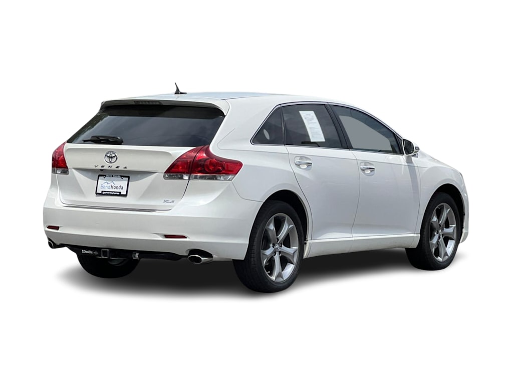 Thumbnail: 2015 Toyota Venza - 18