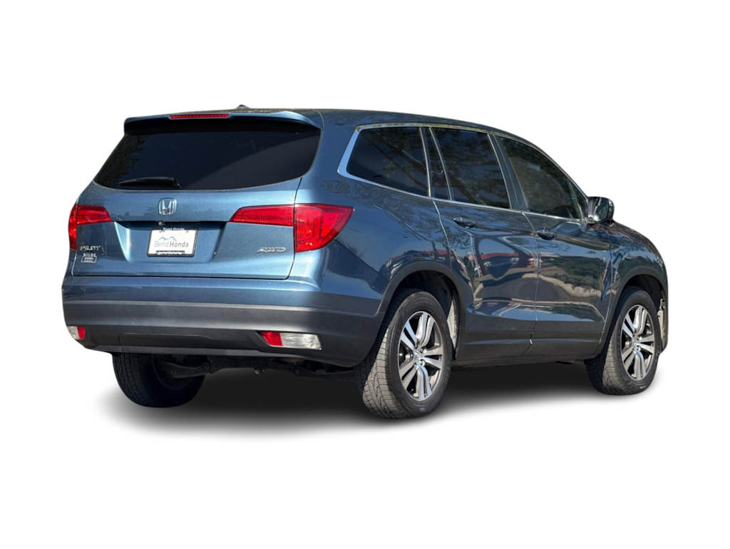 Thumbnail: 2016 Honda Pilot - 18