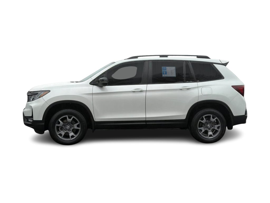 Thumbnail: 2023 Honda Passport - 3