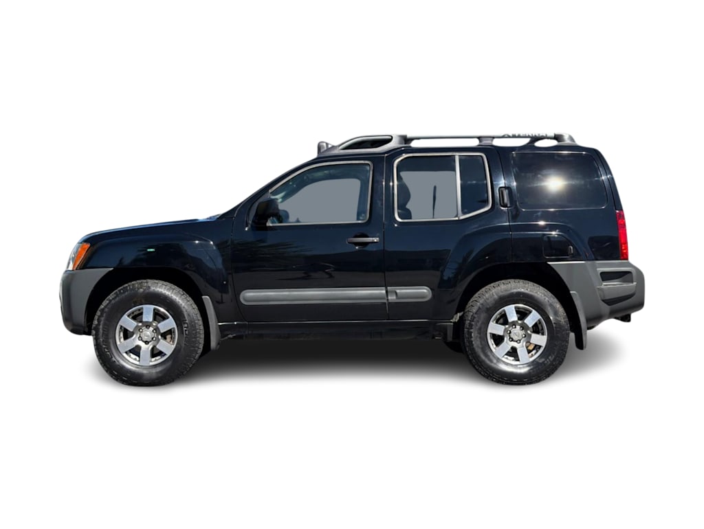 Thumbnail: 2011 Nissan Xterra - 3