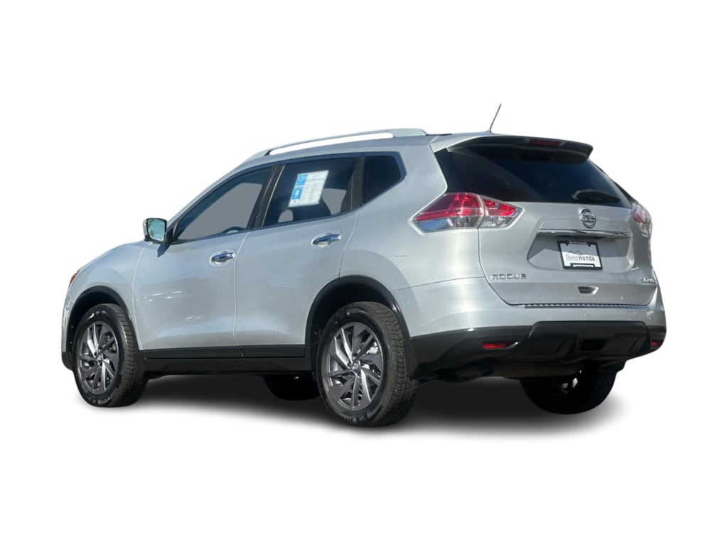 Thumbnail: 2016 Nissan Rogue - 4