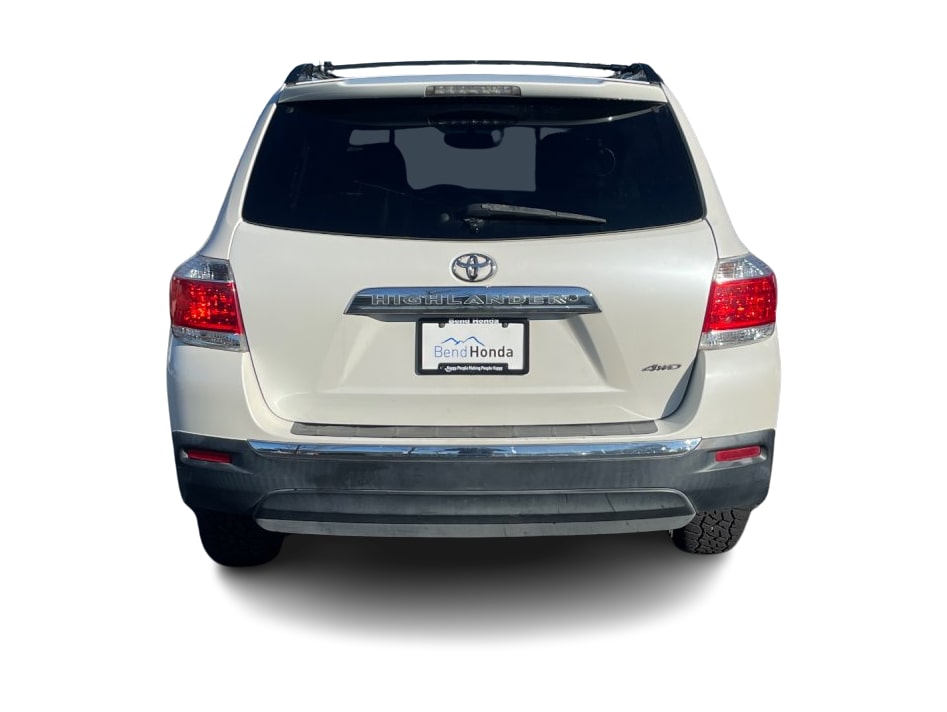 Thumbnail: 2013 Toyota Highlander - 4