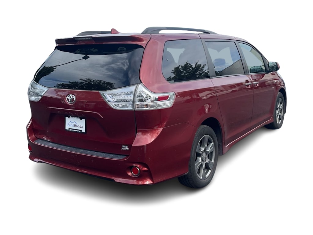 Thumbnail: 2020 Toyota Sienna - 12