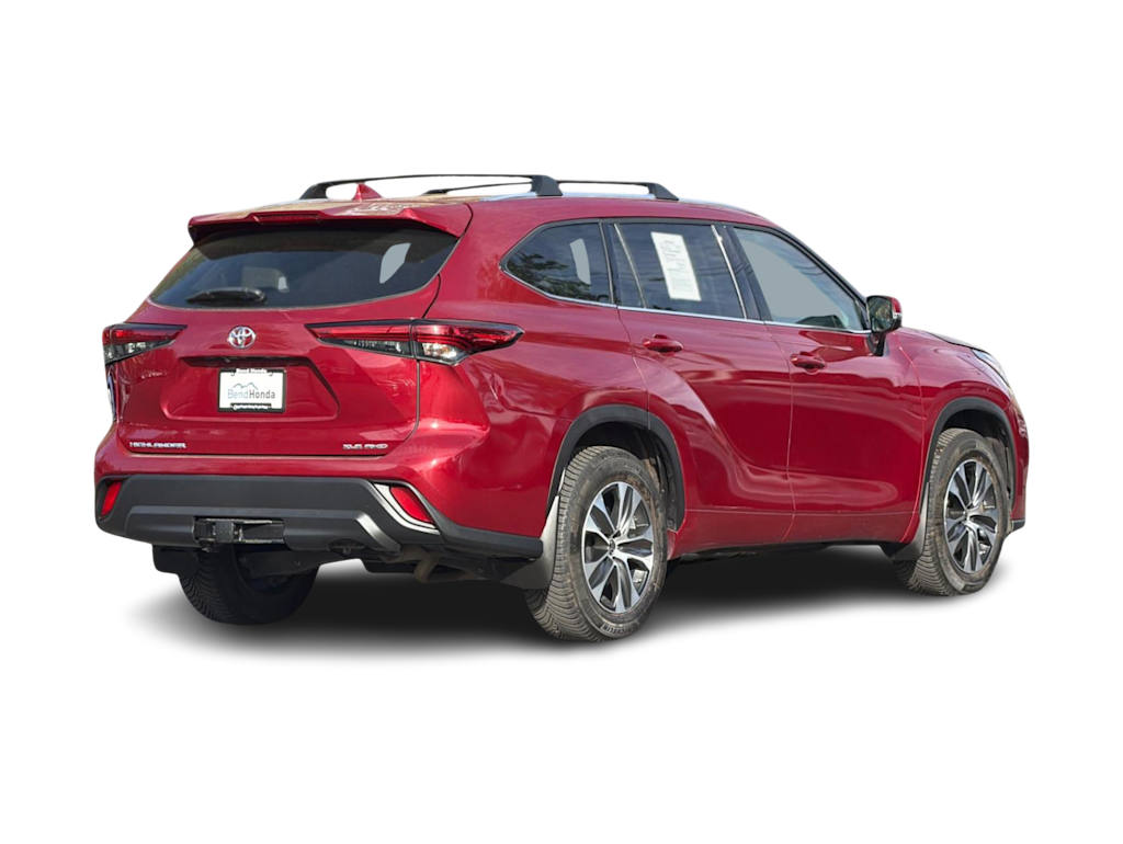 Thumbnail: 2021 Toyota Highlander - 18