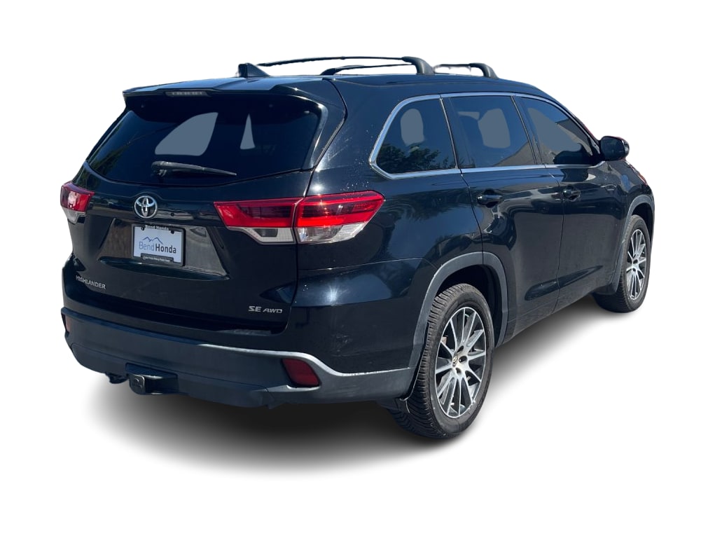Thumbnail: 2018 Toyota Highlander - 13