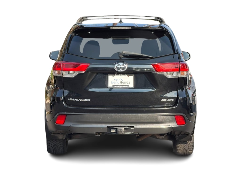 Thumbnail: 2018 Toyota Highlander - 5