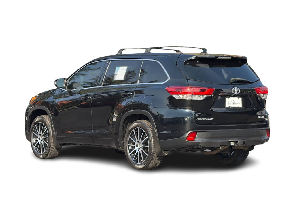 Thumbnail: 2018 Toyota Highlander - 4