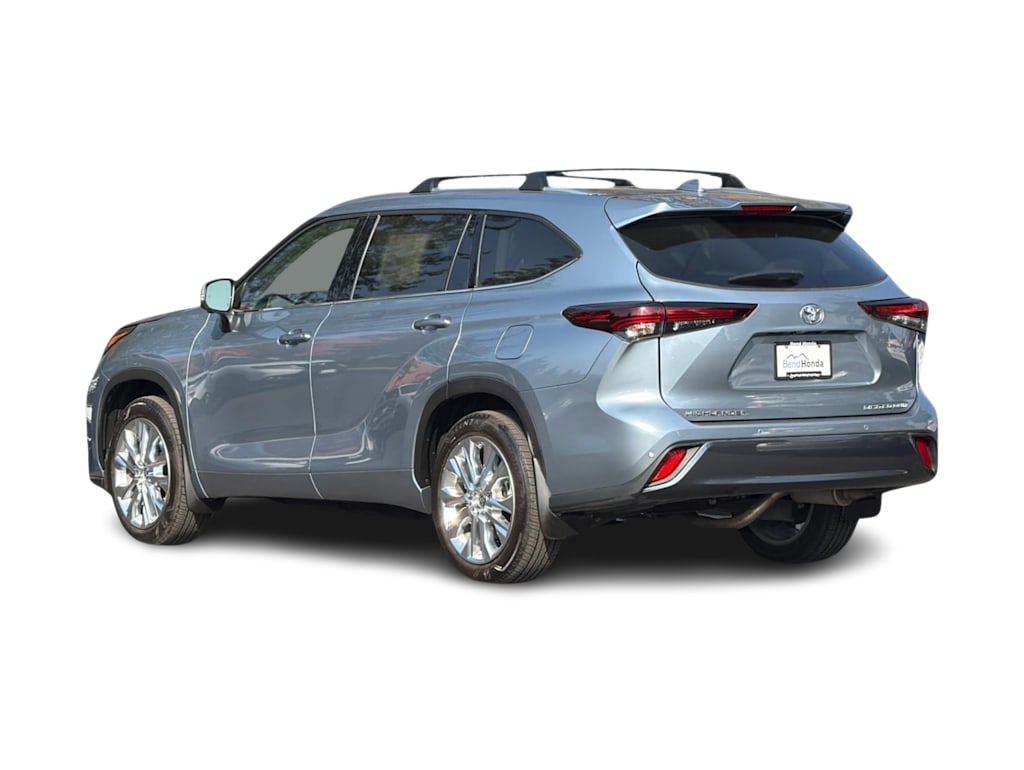 Thumbnail: 2024 Toyota Highlander - 4