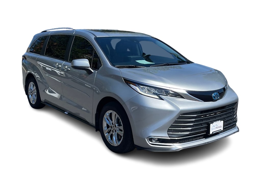 Thumbnail: 2024 Toyota Sienna - 15