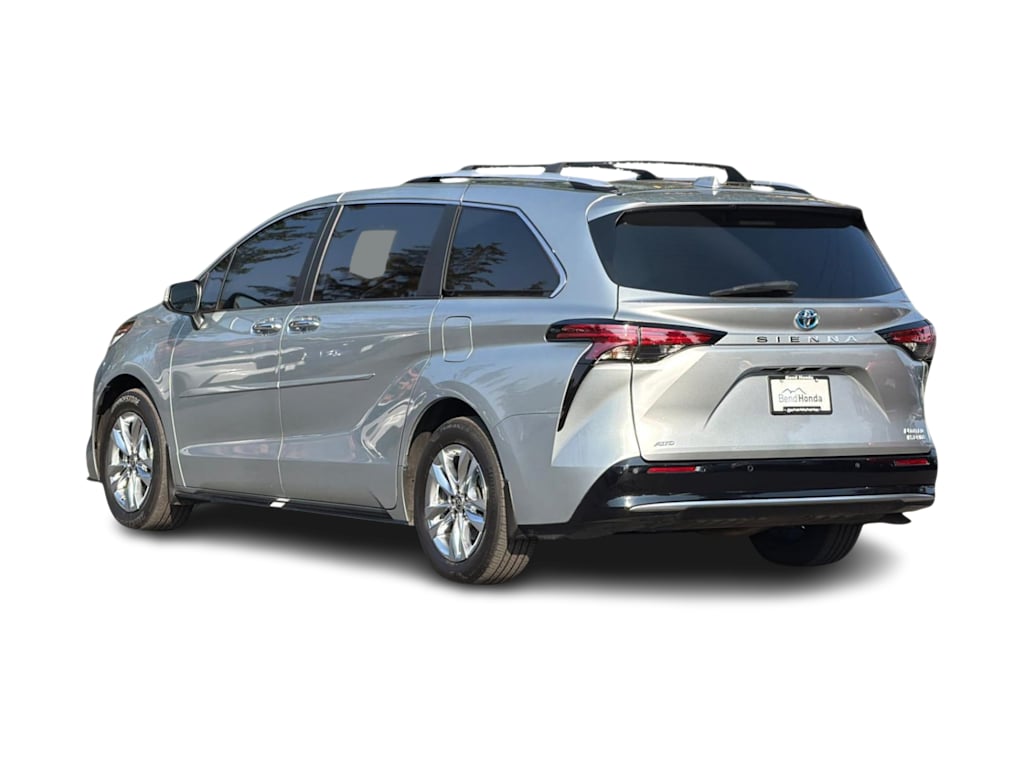 Thumbnail: 2024 Toyota Sienna - 4