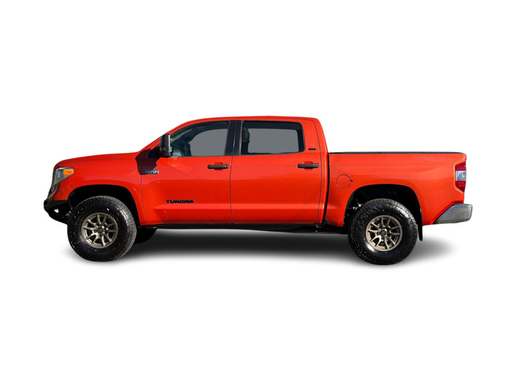 Thumbnail: 2017 Toyota Tundra - 3