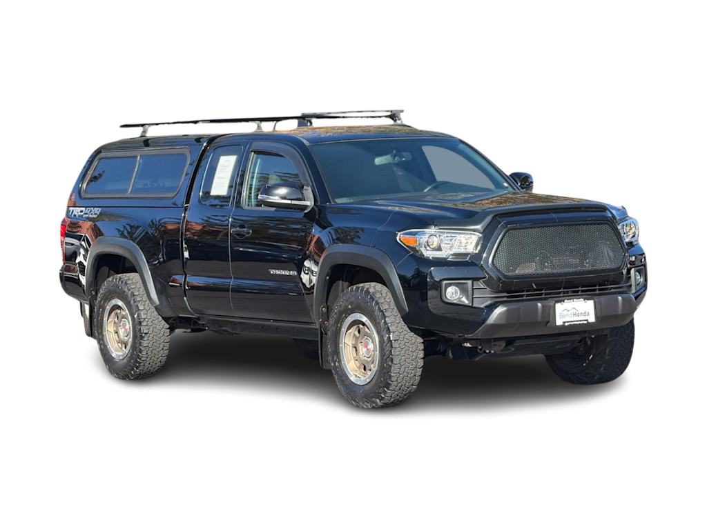 Thumbnail: 2016 Toyota Tacoma - 20