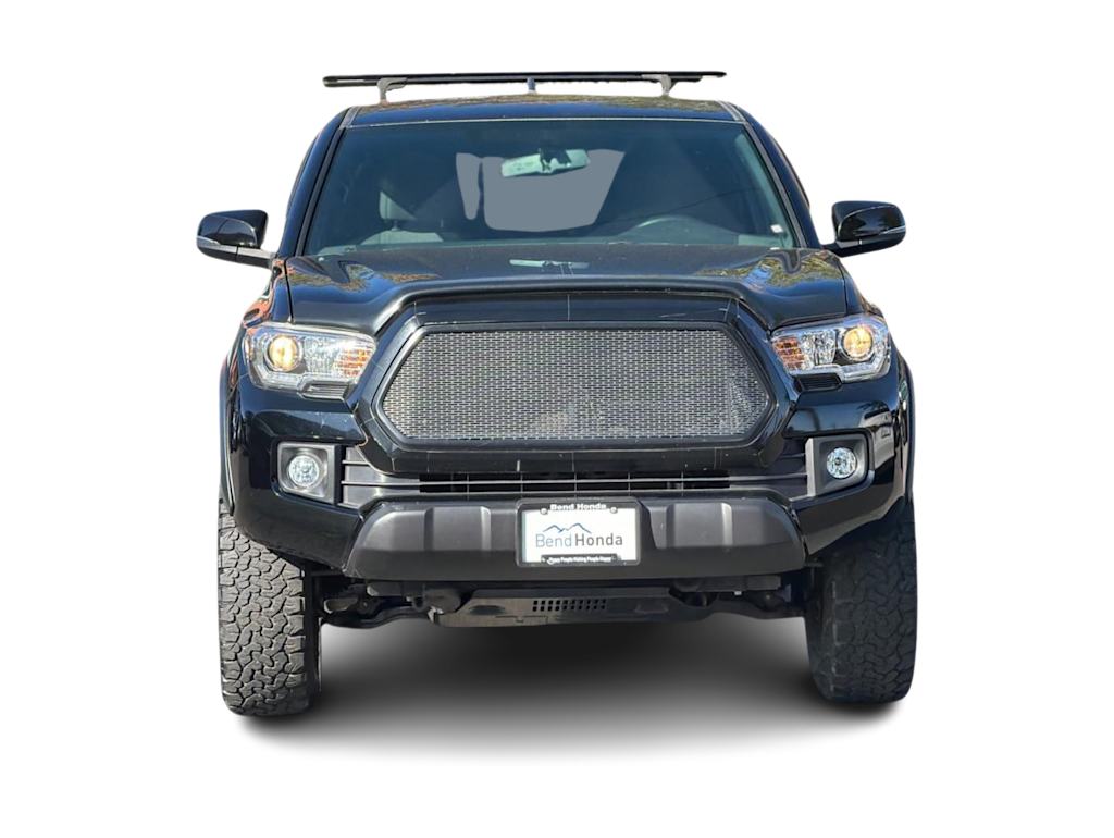 Thumbnail: 2016 Toyota Tacoma - 6