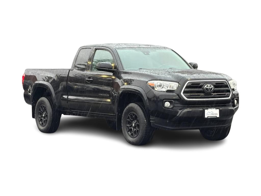 Thumbnail: 2019 Toyota Tacoma - 17