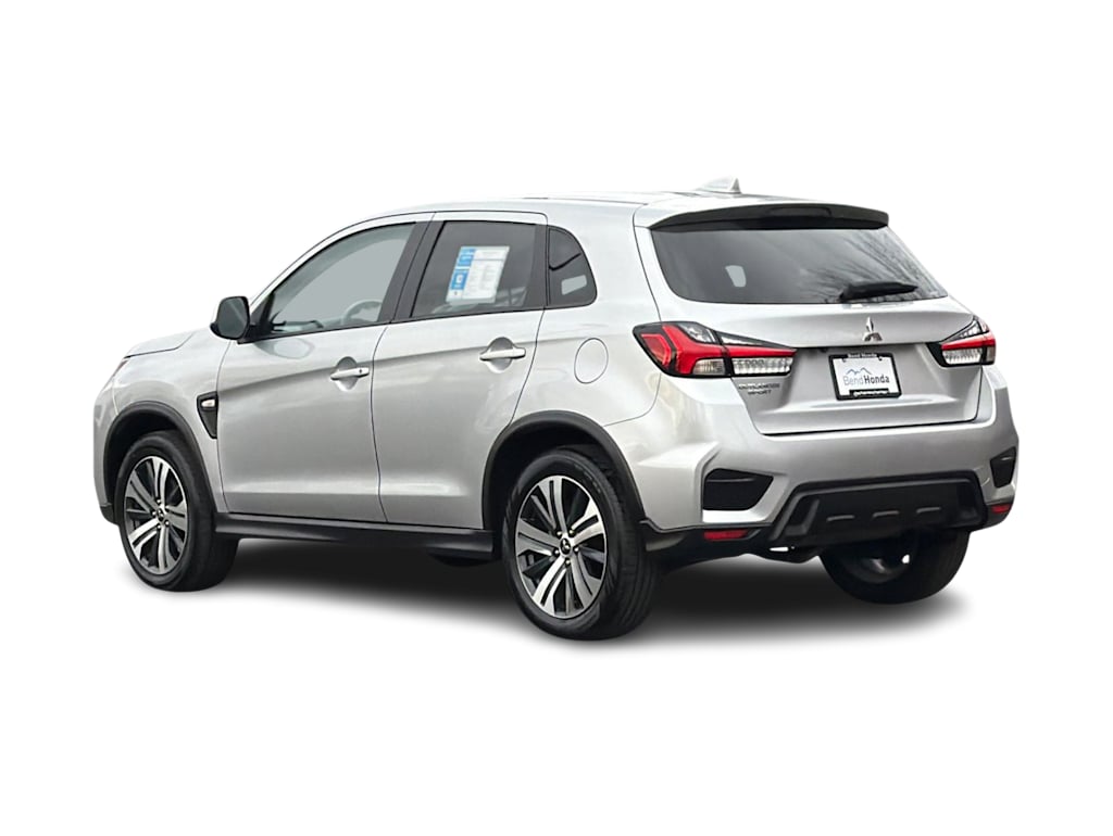 Thumbnail: 2024 Mitsubishi Outlander Sport - 4