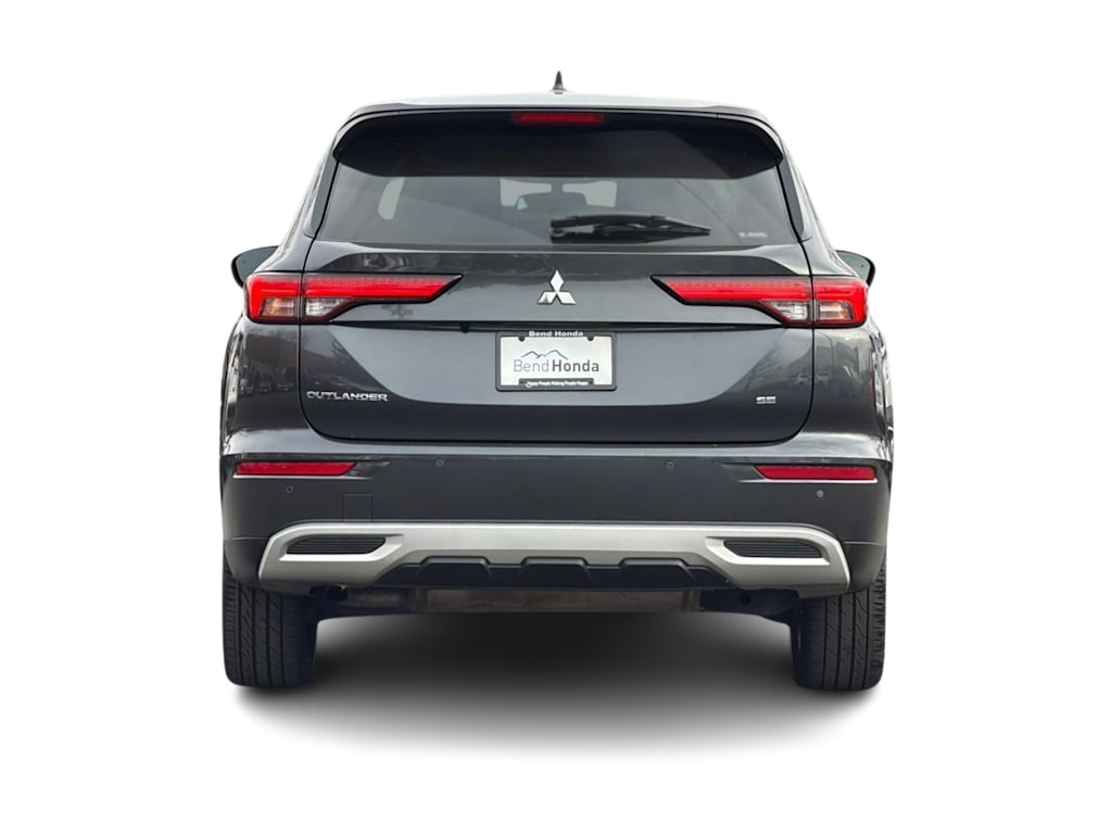 Thumbnail: 2024 Mitsubishi Outlander - 5