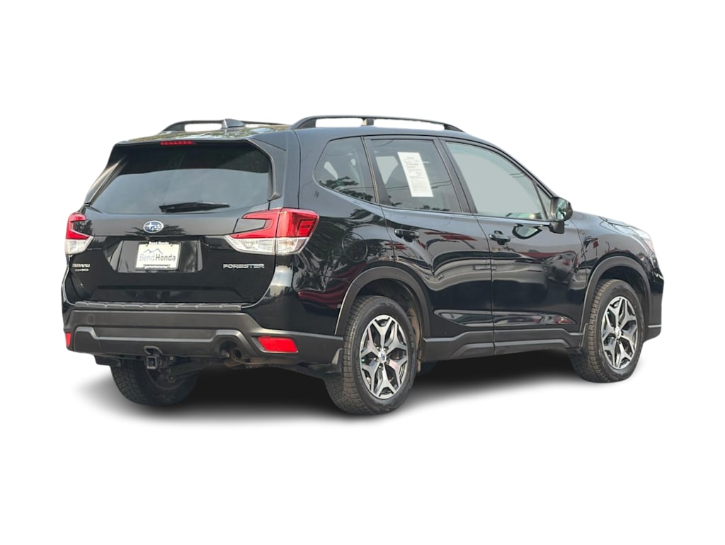 Thumbnail: 2020 Subaru Forester - 18