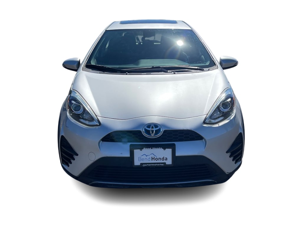 Thumbnail: 2018 Toyota Prius c - 6