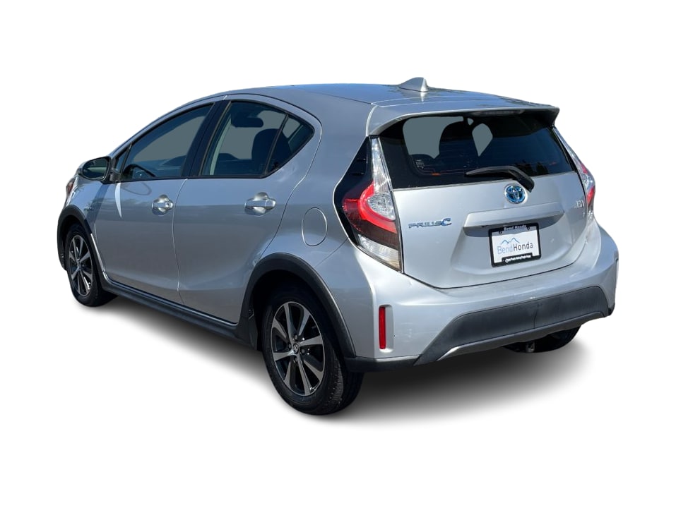 Thumbnail: 2018 Toyota Prius c - 4