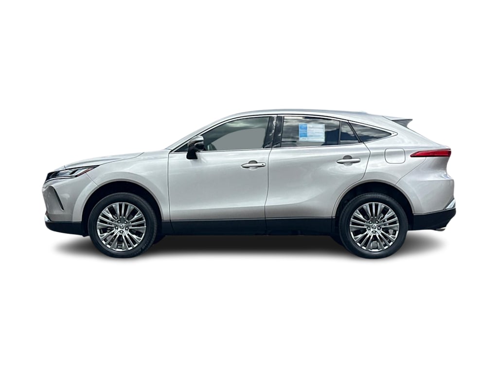 Thumbnail: 2022 Toyota Venza - 3