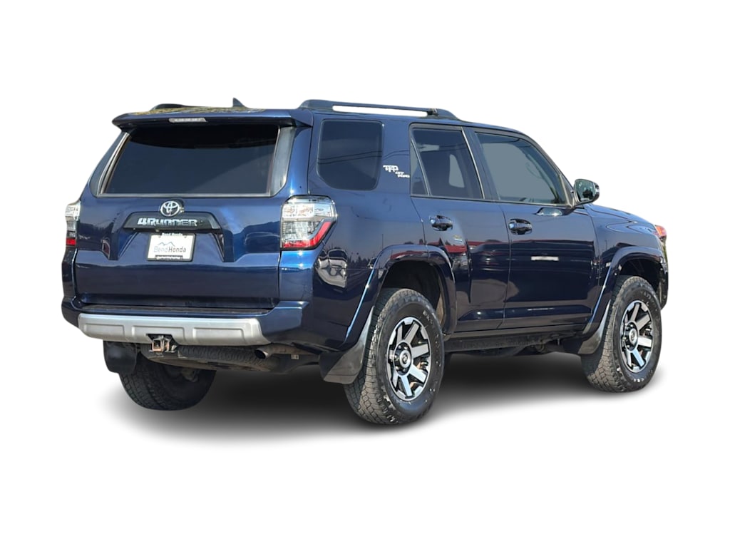 Thumbnail: 2020 Toyota 4Runner - 18