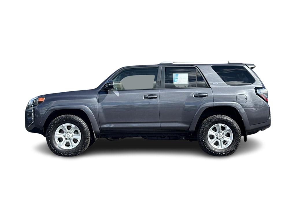 Thumbnail: 2018 Toyota 4Runner - 3