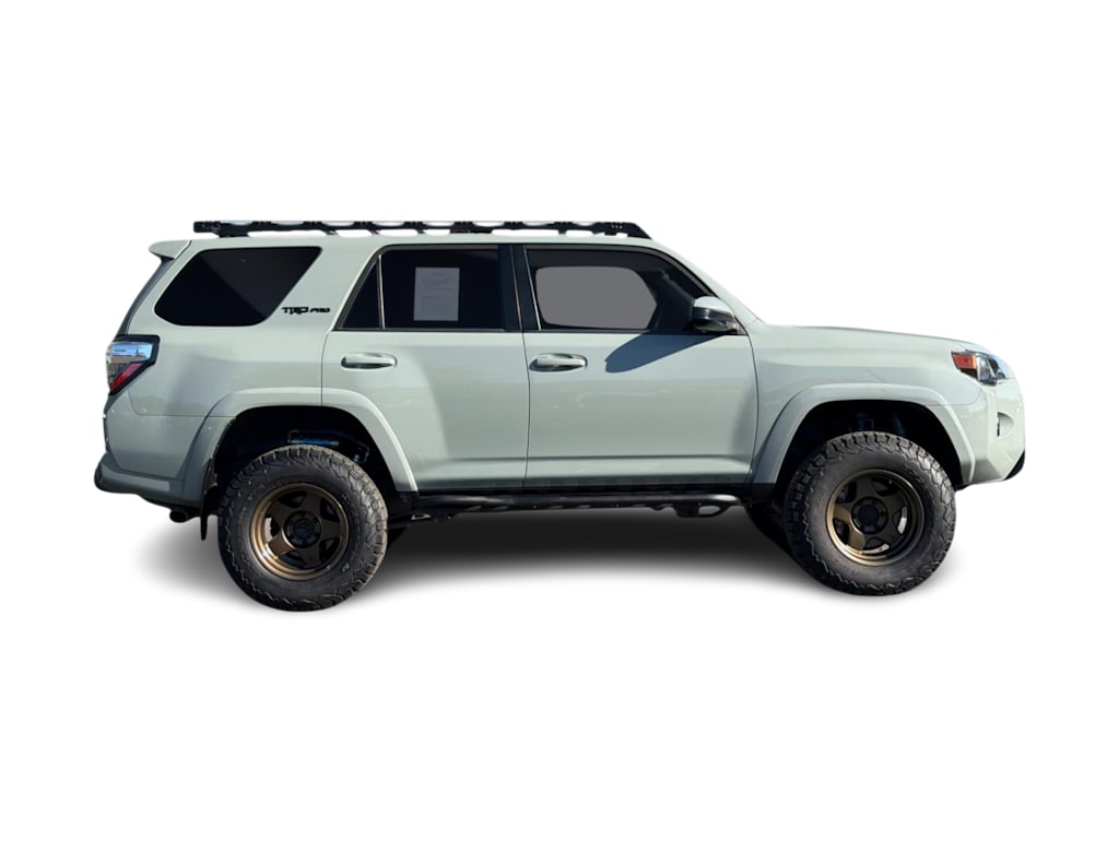Thumbnail: 2021 Toyota 4Runner - 18