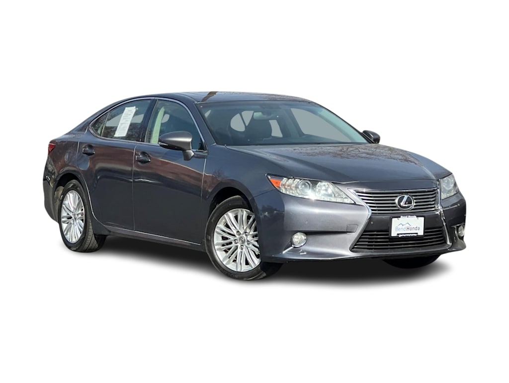 Thumbnail: 2013 Lexus ES - 18