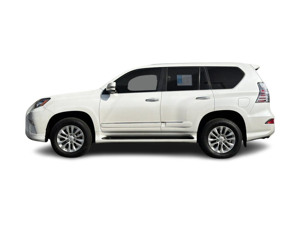 Thumbnail: 2016 Lexus GX - 3