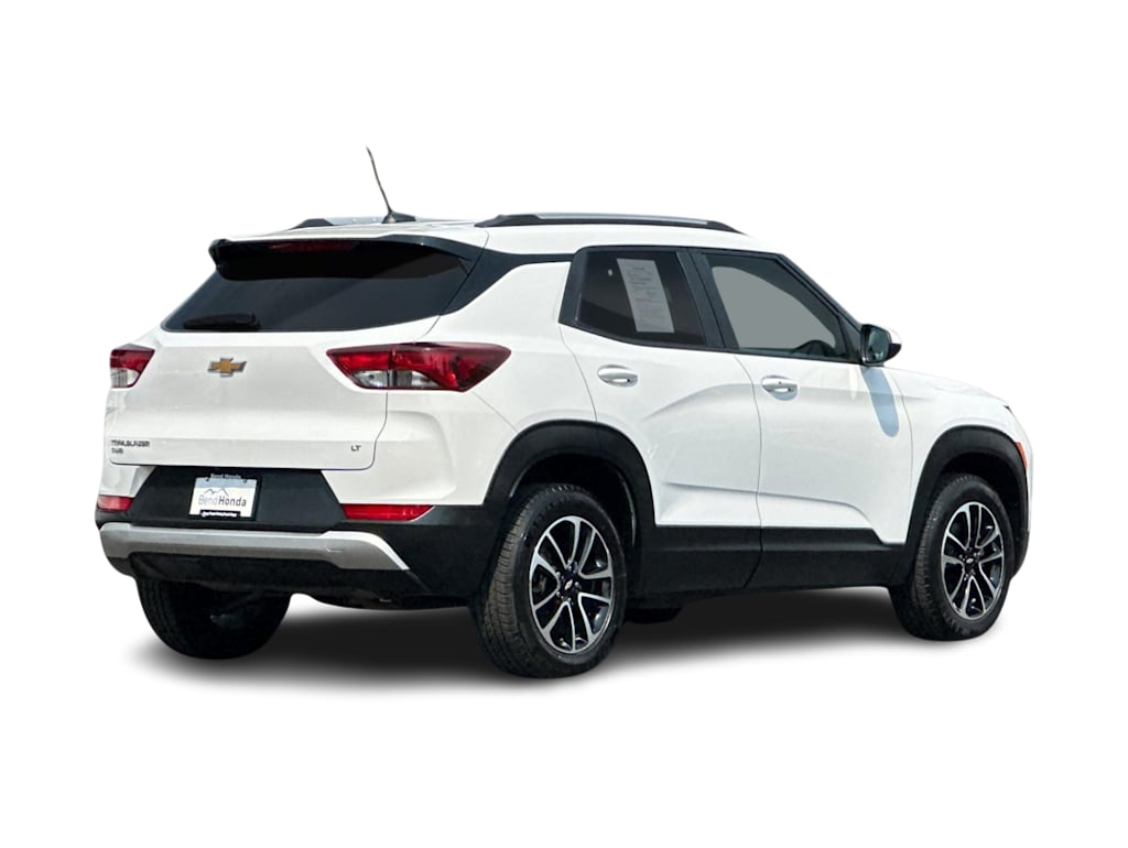 Thumbnail: 2025 Chevrolet TrailBlazer - 16