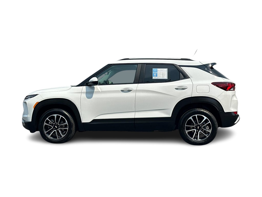 Thumbnail: 2025 Chevrolet TrailBlazer - 3