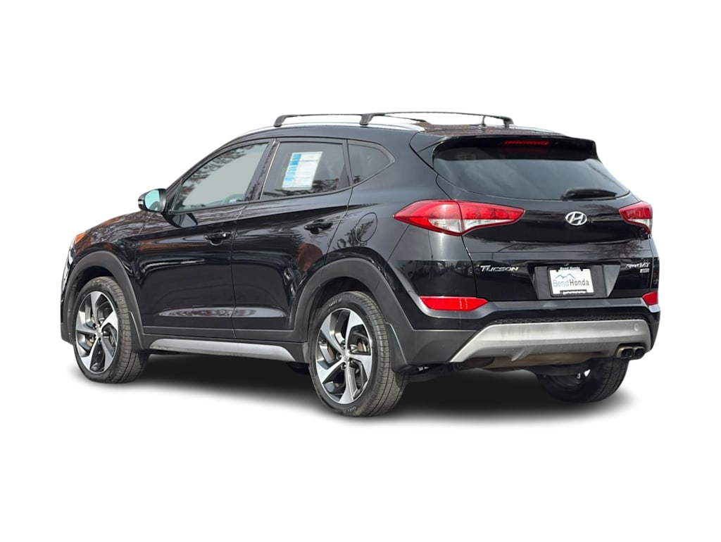 Thumbnail: 2017 Hyundai Tucson - 4