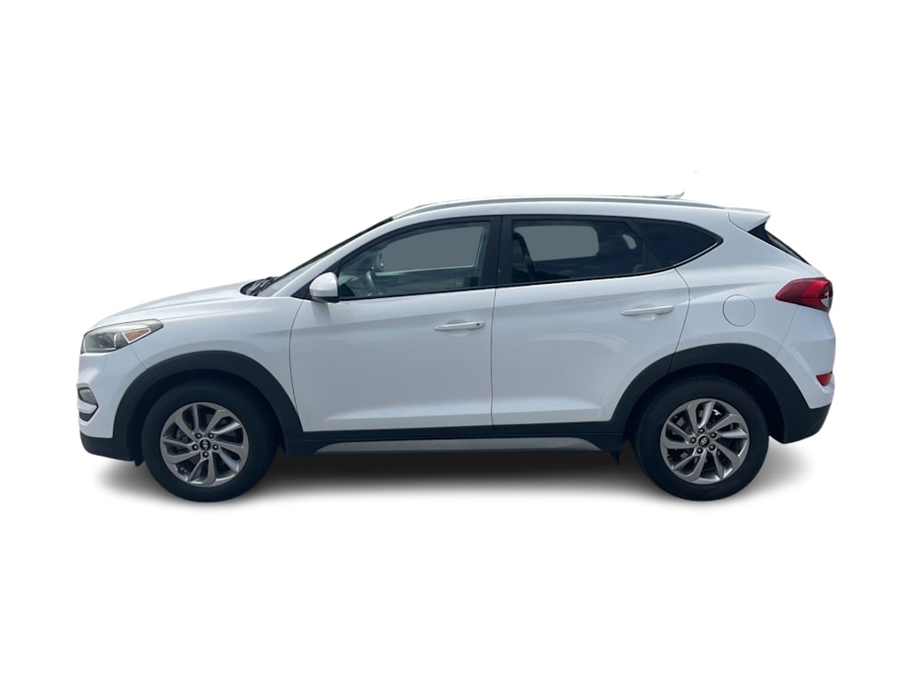 Thumbnail: 2017 Hyundai Tucson - 3