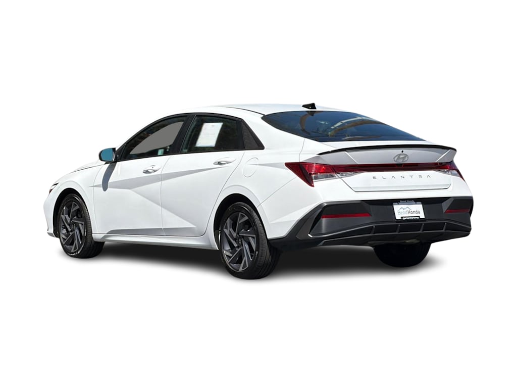 Thumbnail: 2025 Hyundai Elantra - 4