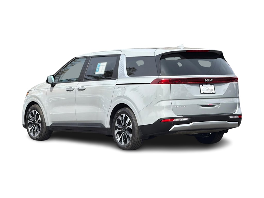Thumbnail: 2024 Kia Carnival - 4