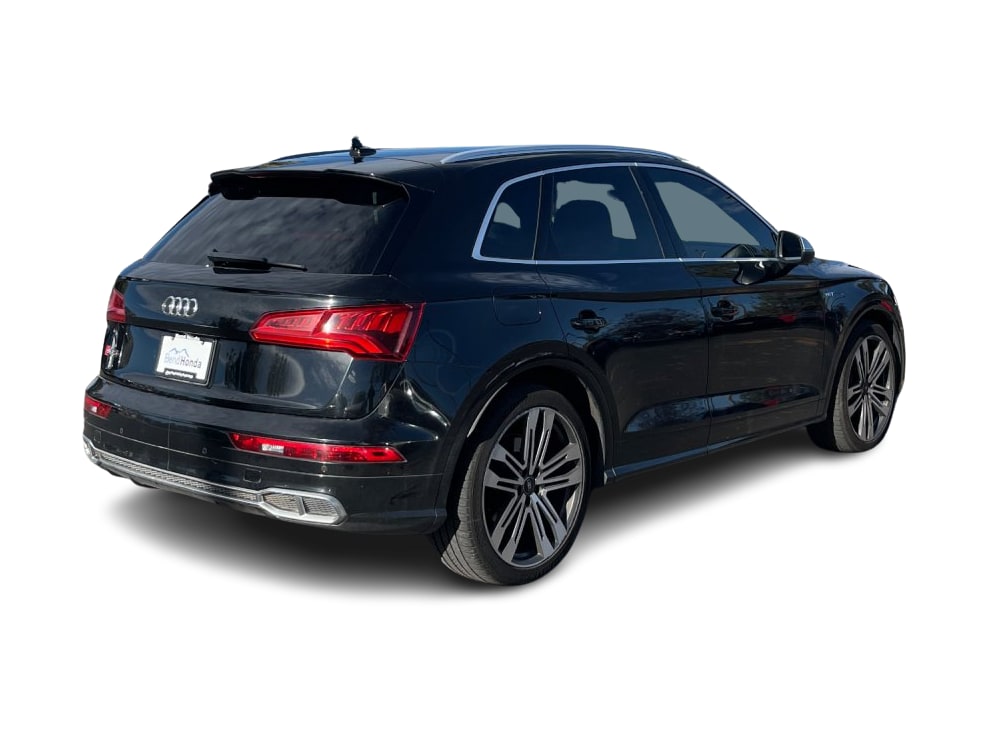 Thumbnail: 2018 Audi SQ5 - 13