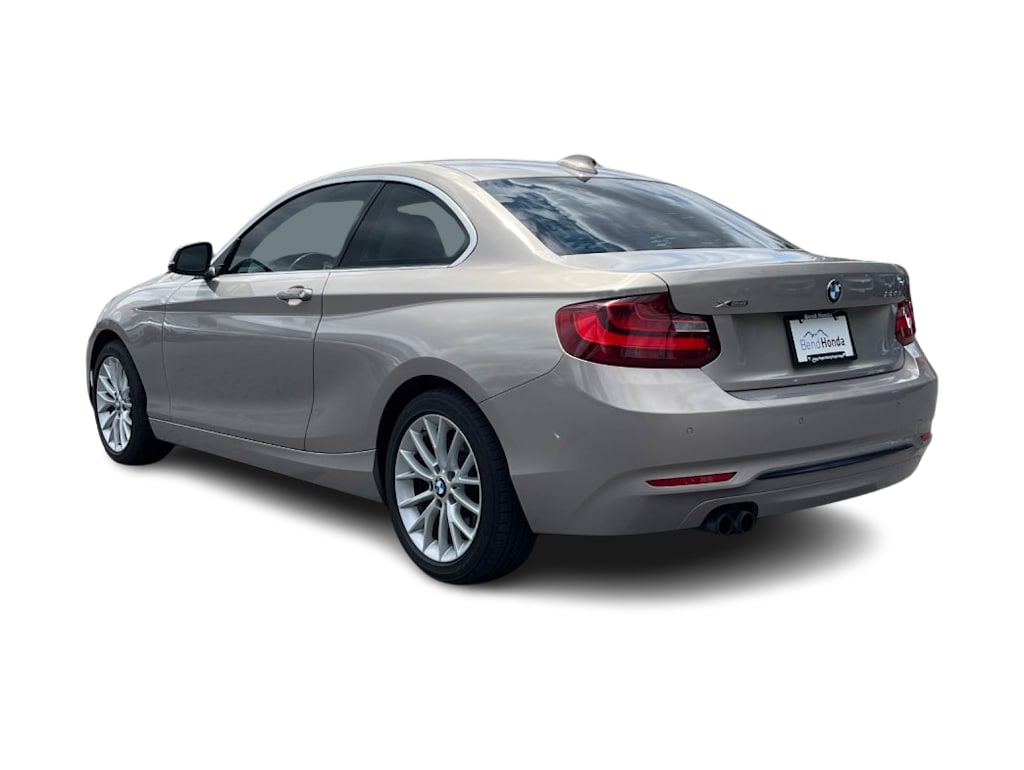 Thumbnail: 2016 BMW 2 Series - 4