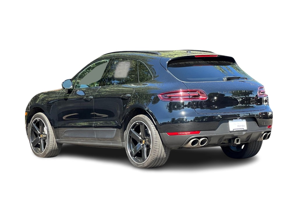 Thumbnail: 2017 Porsche Macan - 4