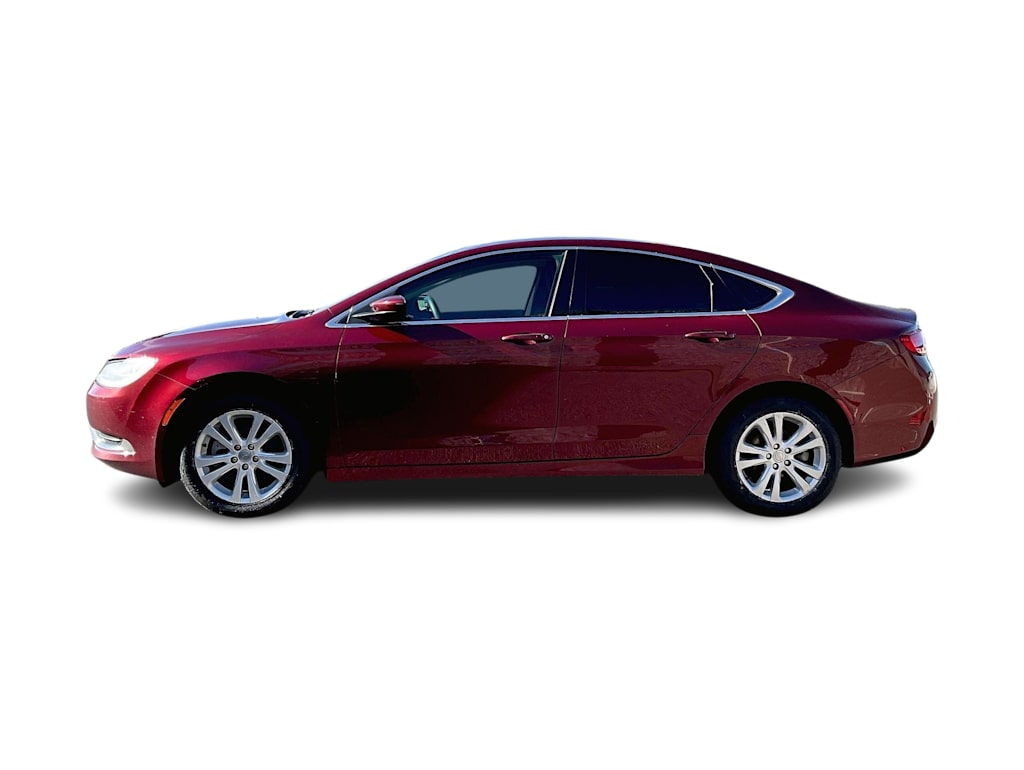 Thumbnail: 2016 Chrysler 200 - 3