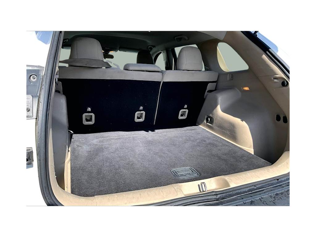 Thumbnail: 2019 Jeep Cherokee - 19