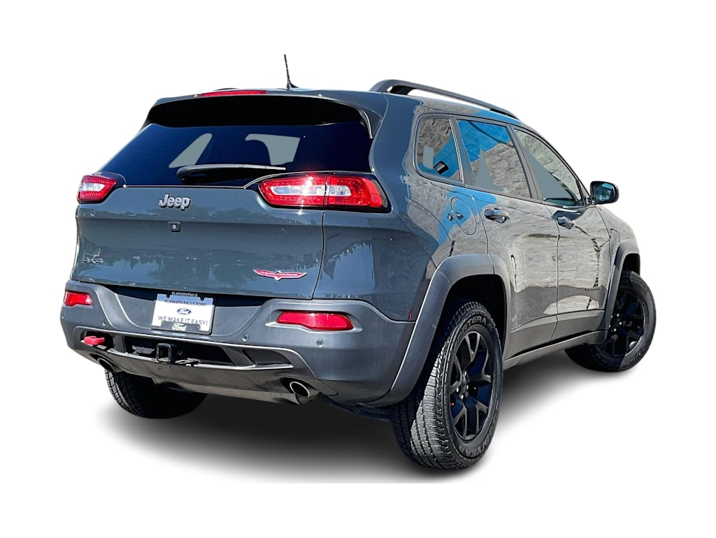 Thumbnail: 2018 Jeep Cherokee - 22