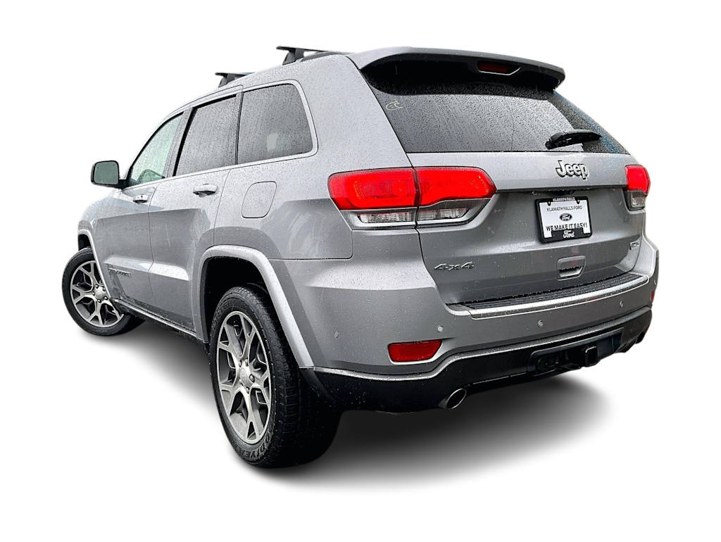 Thumbnail: 2018 Jeep Grand Cherokee - 3