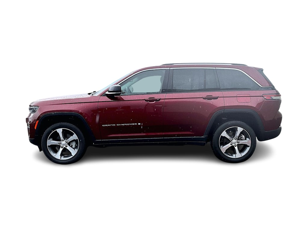 Thumbnail: 2023 Jeep Grand Cherokee - 3