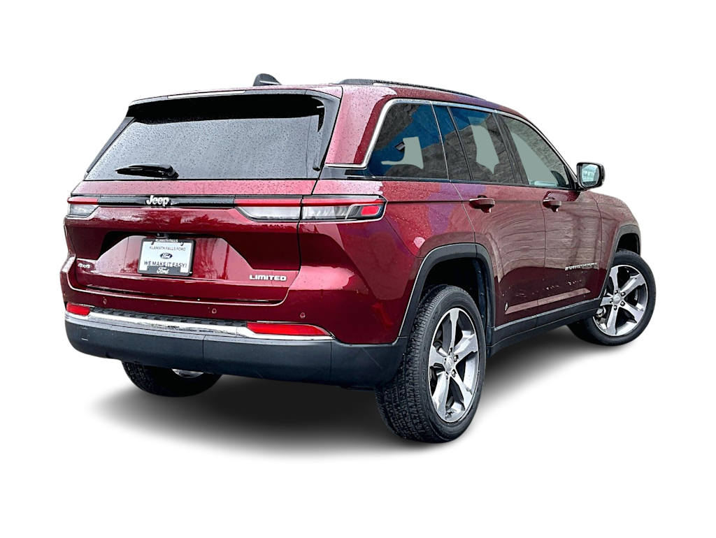 Thumbnail: 2023 Jeep Grand Cherokee - 23