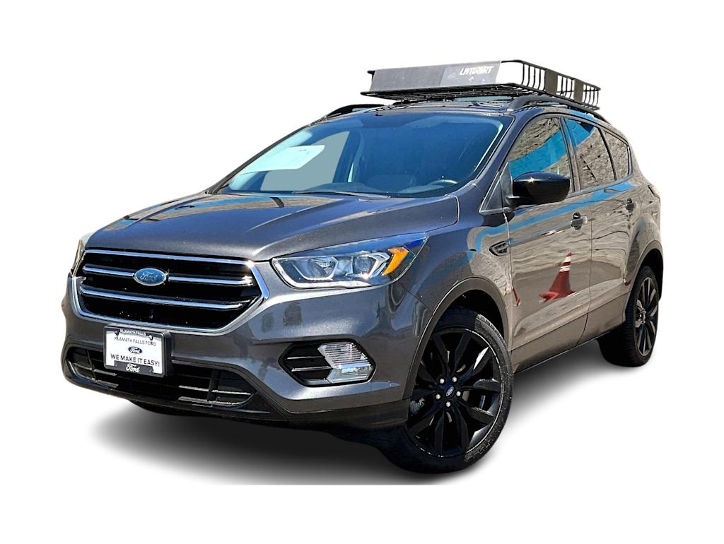 Used 2018 Ford Escape SE with VIN 1FMCU9GD9JUB14650 for sale in Casper, WY